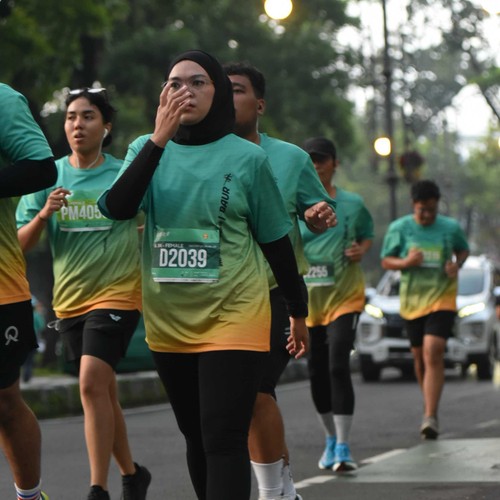 Race photo from BAUR RUN 2025