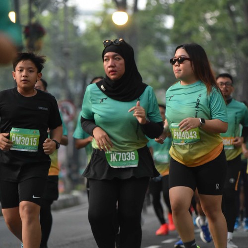 Race photo from BAUR RUN 2025