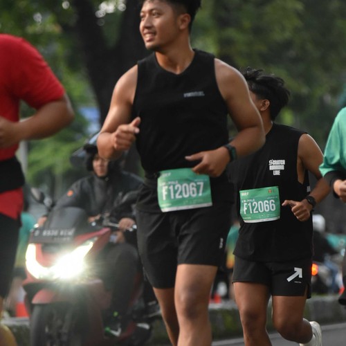 Race photo from BAUR RUN 2025