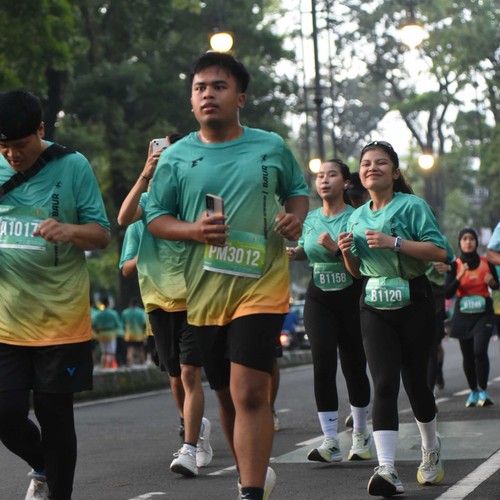 Race photo from BAUR RUN 2025