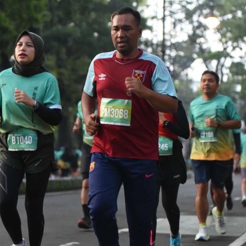Race photo from BAUR RUN 2025