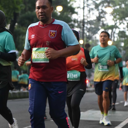 Race photo from BAUR RUN 2025