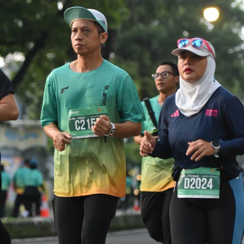 Race photo from BAUR RUN 2025