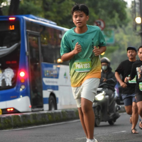 Race photo from BAUR RUN 2025