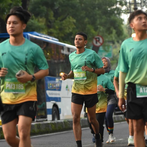 Race photo from BAUR RUN 2025