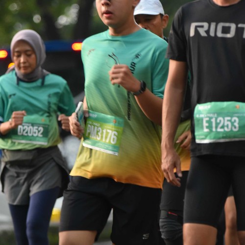 Race photo from BAUR RUN 2025