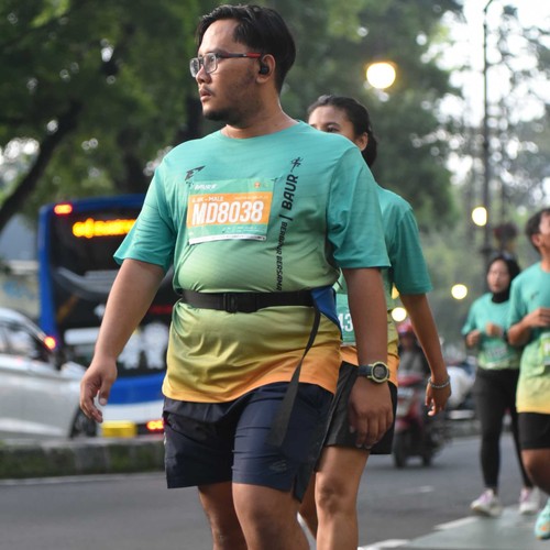 Race photo from BAUR RUN 2025