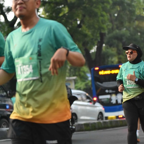 Race photo from BAUR RUN 2025