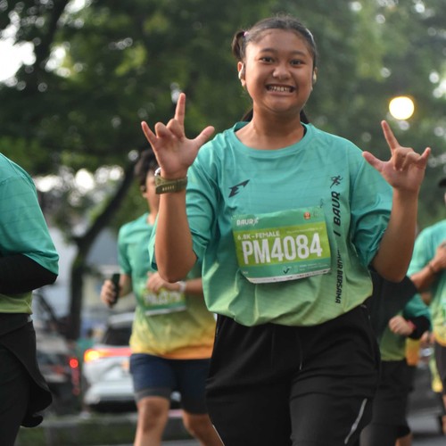 Race photo from BAUR RUN 2025