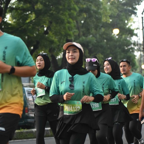 Race photo from BAUR RUN 2025