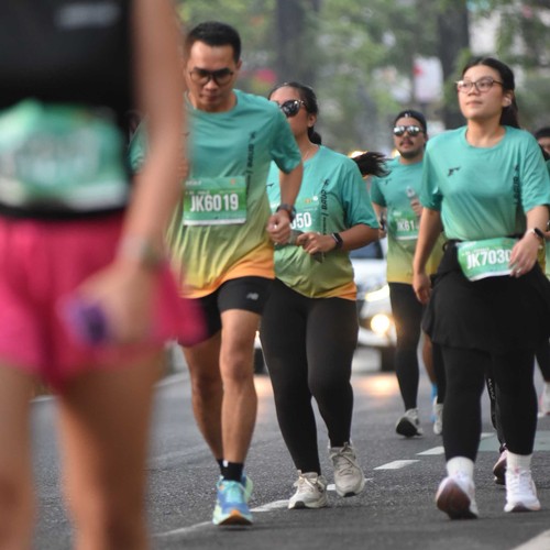 Race photo from BAUR RUN 2025
