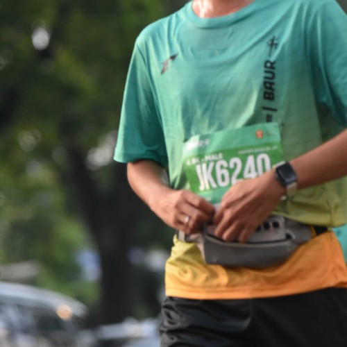 Race photo from BAUR RUN 2025