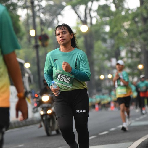 Race photo from BAUR RUN 2025
