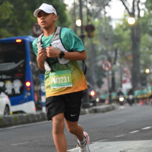 Race photo from BAUR RUN 2025