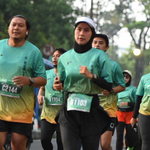 Race photo from BAUR RUN 2025