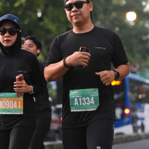 Race photo from BAUR RUN 2025