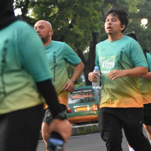 Race photo from BAUR RUN 2025