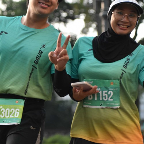 Race photo from BAUR RUN 2025