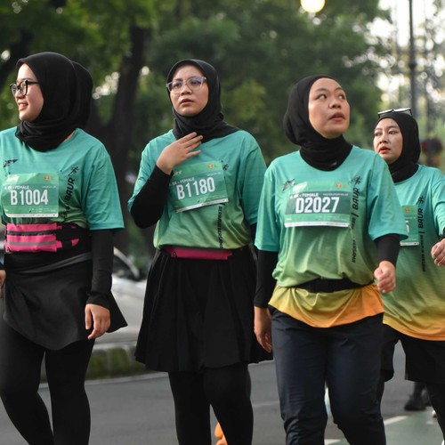 Race photo from BAUR RUN 2025