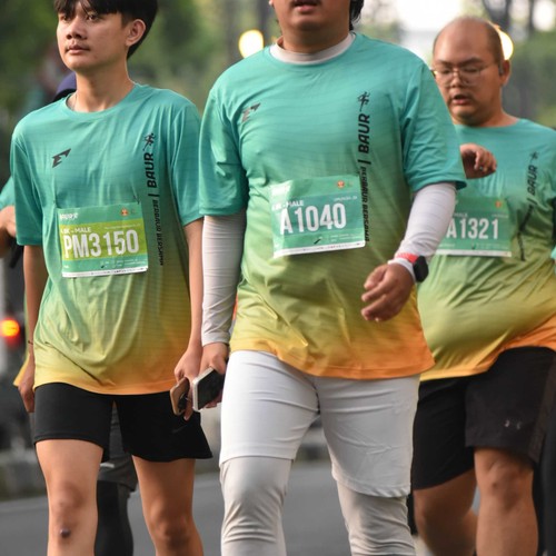 Race photo from BAUR RUN 2025