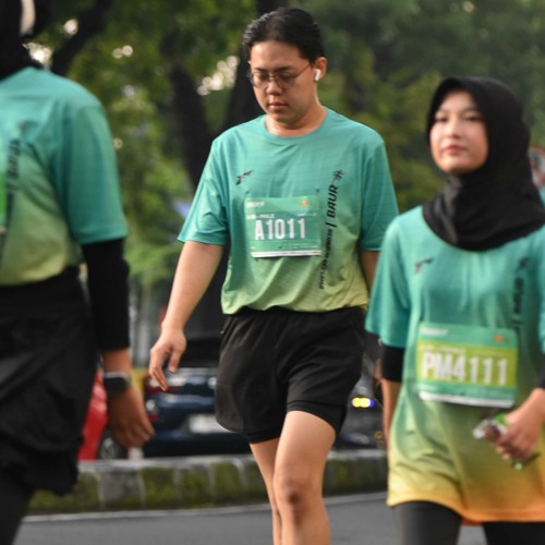 Race photo from BAUR RUN 2025