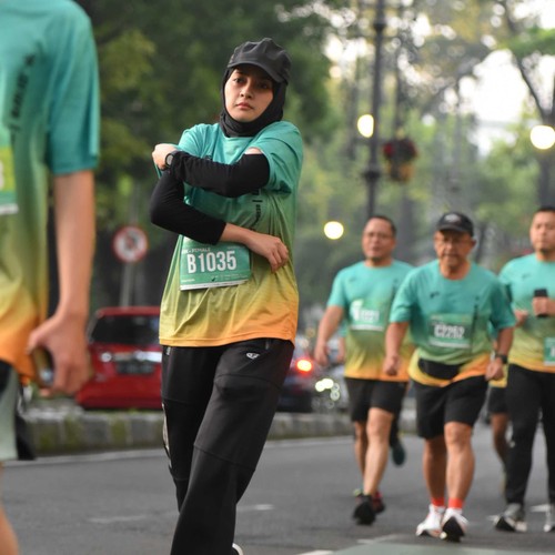 Race photo from BAUR RUN 2025