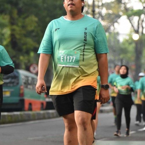 Race photo from BAUR RUN 2025