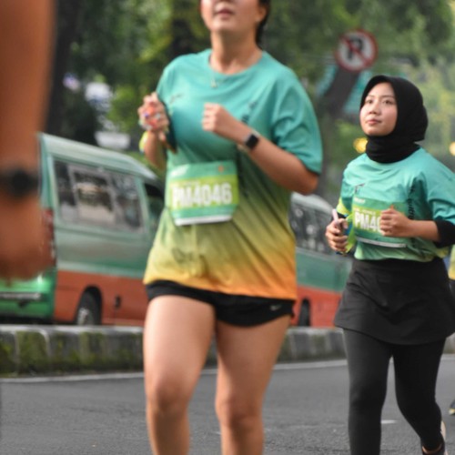 Race photo from BAUR RUN 2025