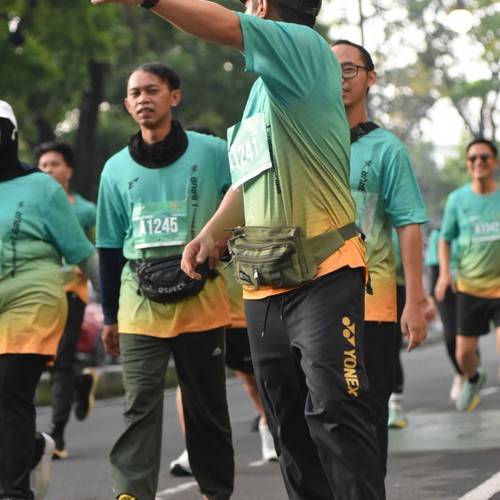 Race photo from BAUR RUN 2025