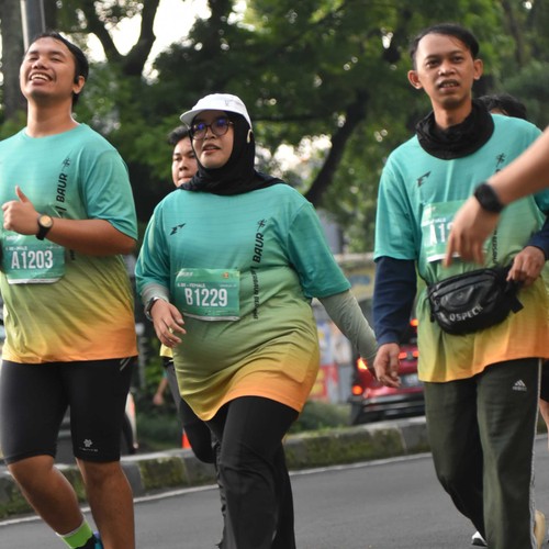 Race photo from BAUR RUN 2025