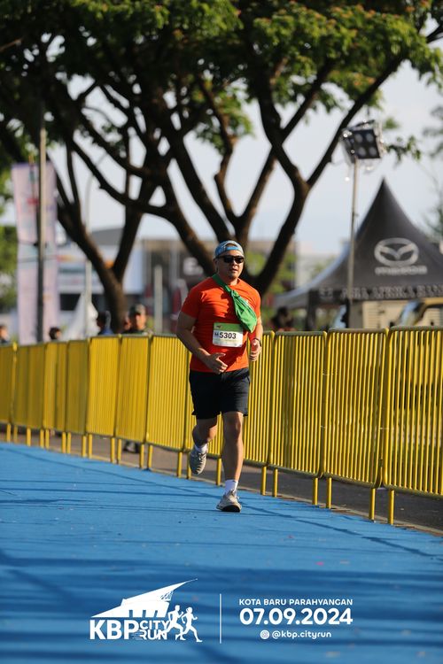 Race photo from KBP City Run 2024