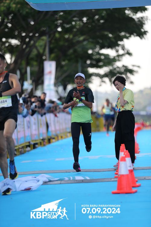 Race photo from KBP City Run 2024