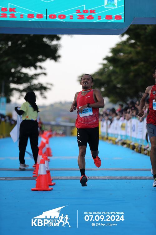 Race photo from KBP City Run 2024