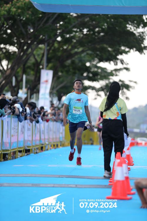 Race photo from KBP City Run 2024