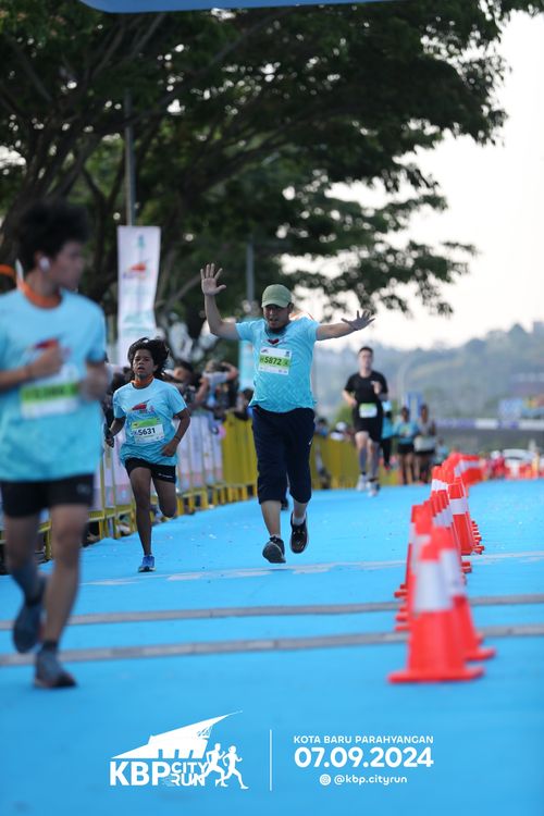 Race photo from KBP City Run 2024
