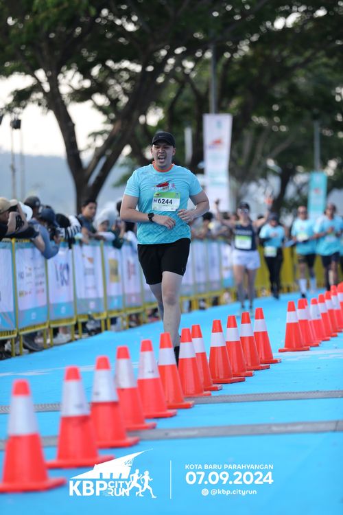 Race photo from KBP City Run 2024