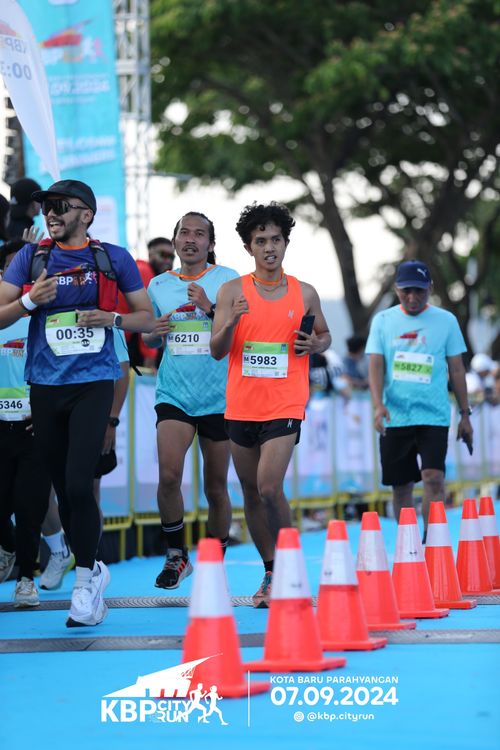 Race photo from KBP City Run 2024