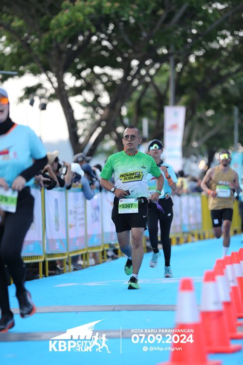 Race photo from KBP City Run 2024