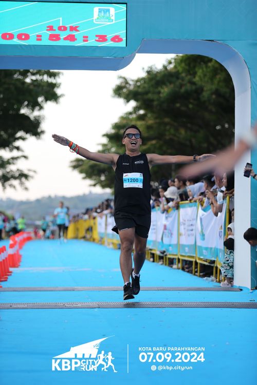 Race photo from KBP City Run 2024