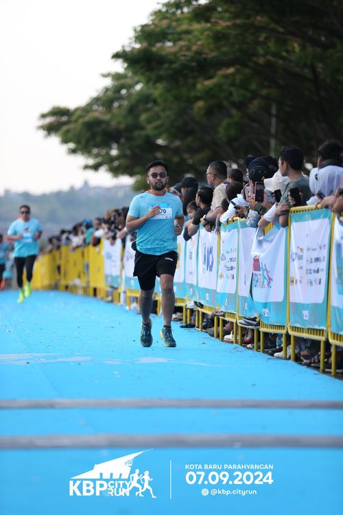 Race photo from KBP City Run 2024