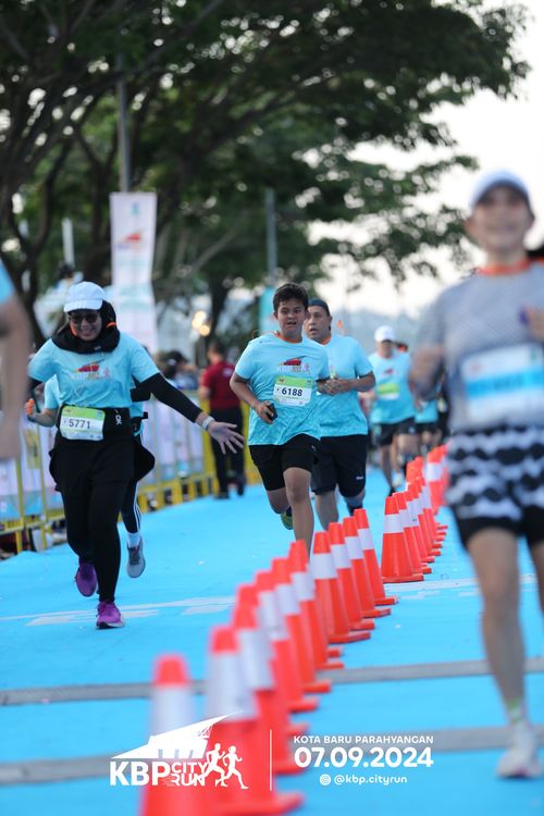Race photo from KBP City Run 2024