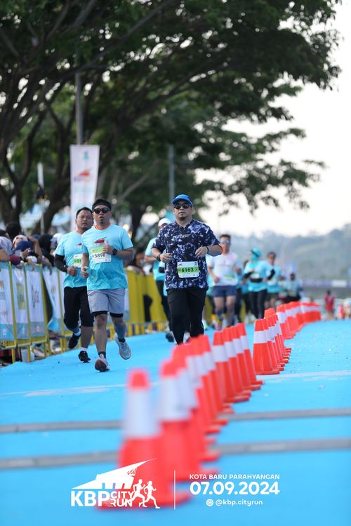 Race photo from KBP City Run 2024