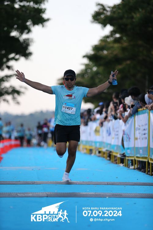 Race photo from KBP City Run 2024