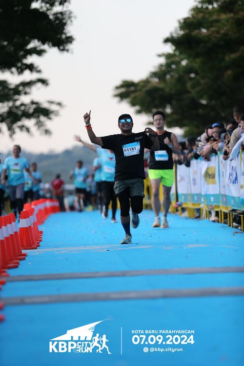 Race photo from KBP City Run 2024