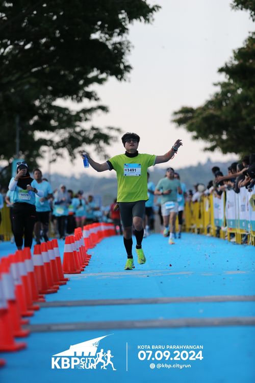 Race photo from KBP City Run 2024