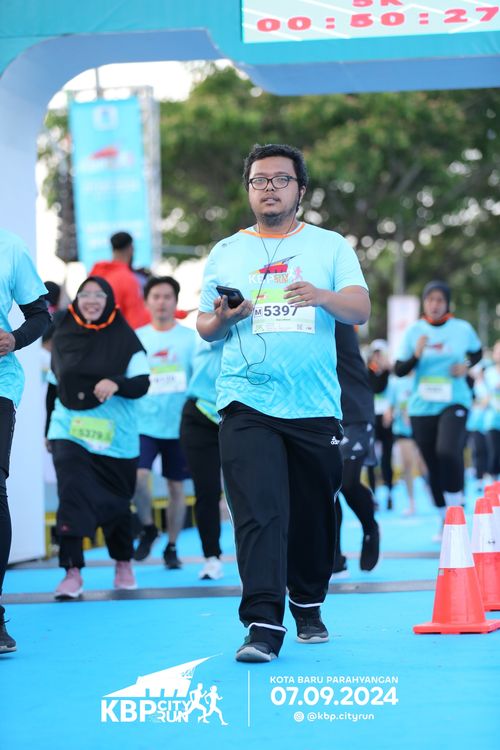 Race photo from KBP City Run 2024