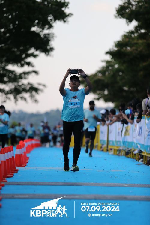 Race photo from KBP City Run 2024