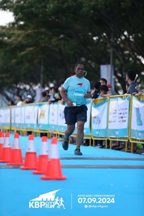 Race photo from KBP City Run 2024