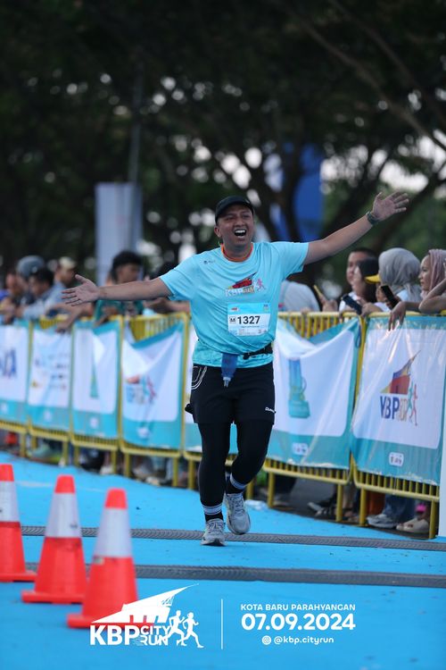 Race photo from KBP City Run 2024