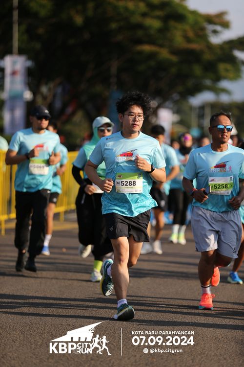 Race photo from KBP City Run 2024
